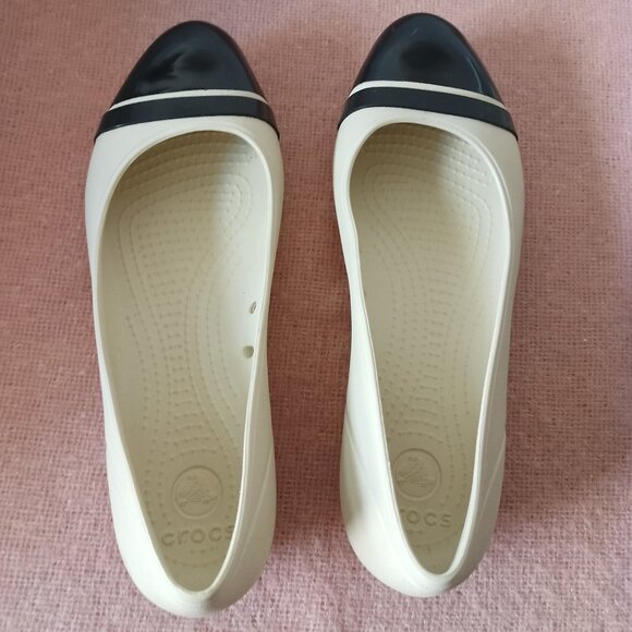 Crocs Womens' Shoes--Slip-on Ballet Flats, Cream with Black Toe, size 10W - Picture 2 of 12